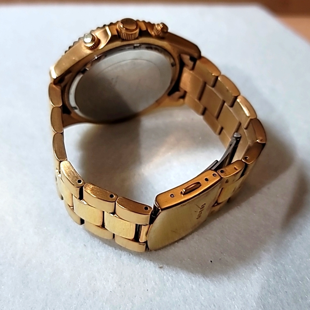 GUESS Gold Watch - Picture 3 of 3